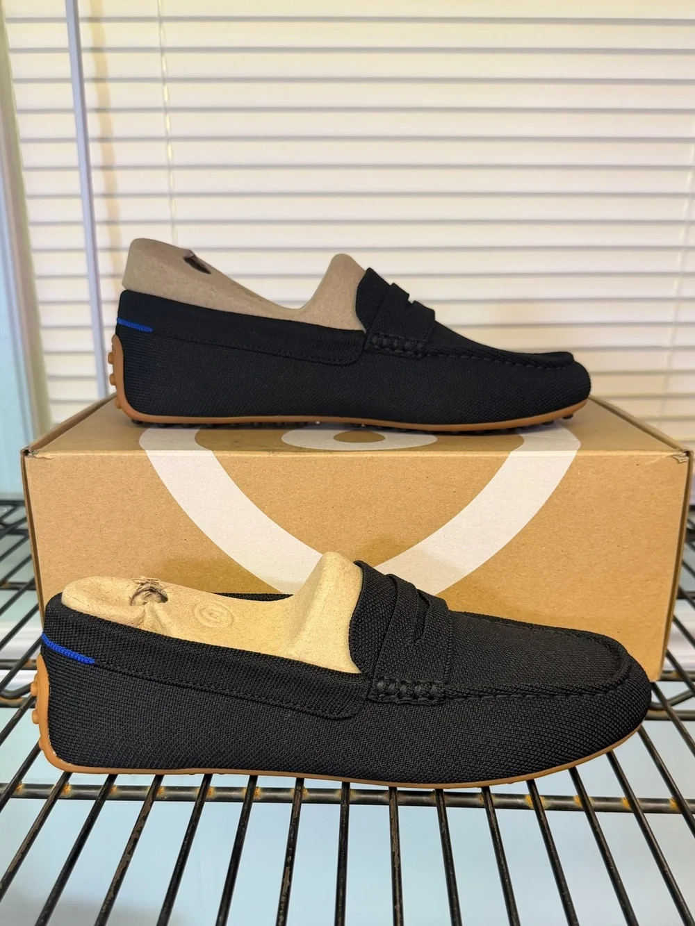 Rothy’s the daily driver shoe • black • womens sz 9